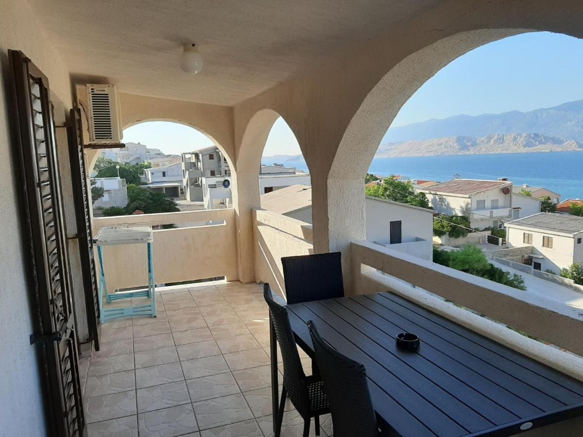 Apartments Keti Паг Екстериор снимка