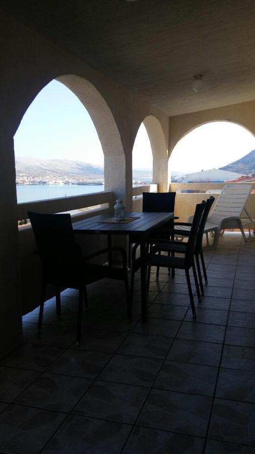 Apartments Keti Паг Екстериор снимка